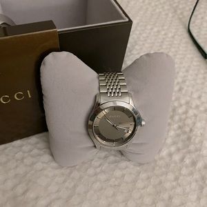 Authentic Gucci men watch
